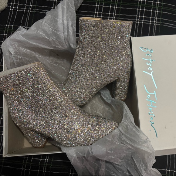 BETSEY JOHNSON rhinestone booties! - Picture 1 of 4